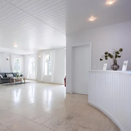 Balaris Lejlighedshotel Kassiopi